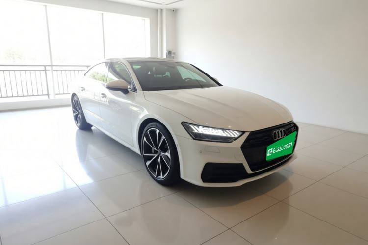 Used Audi A7L 2022 55 TFSI quattro S-line Zhiyuan Edition Obsidian Black Package Front Right 45 Deg