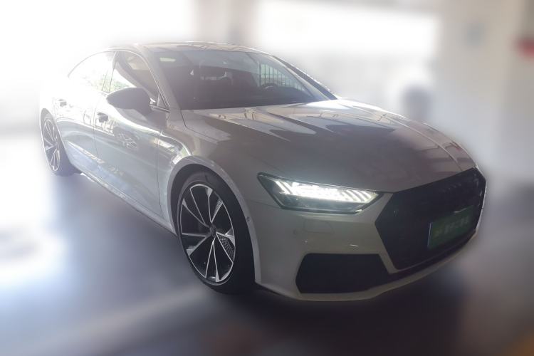 Used Audi A7L 2022 55 TFSI quattro S-line Zhiyuan Edition Obsidian Black Package Front Right 45 Deg