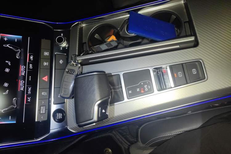 Used Audi A7L 2022 45 TFSI S-line Dream-Building Edition Gear Lever
