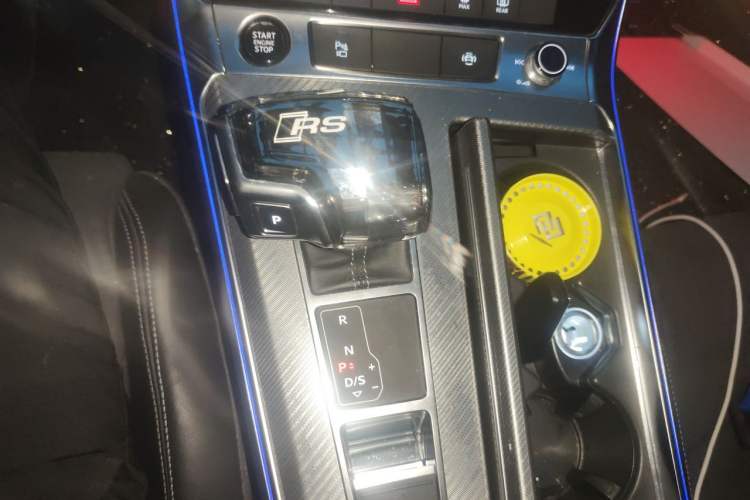 Used Audi A7L 2022 45 TFSI S-line Dream-Chasing Youth Edition Gear Lever