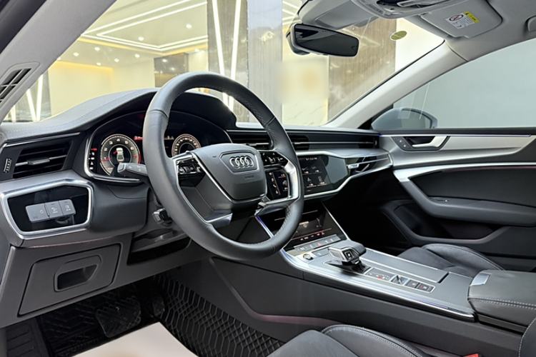 Used Audi A7L 2022 45 TFSI S-line Dream-Building Crystal Flow Package Interior 1