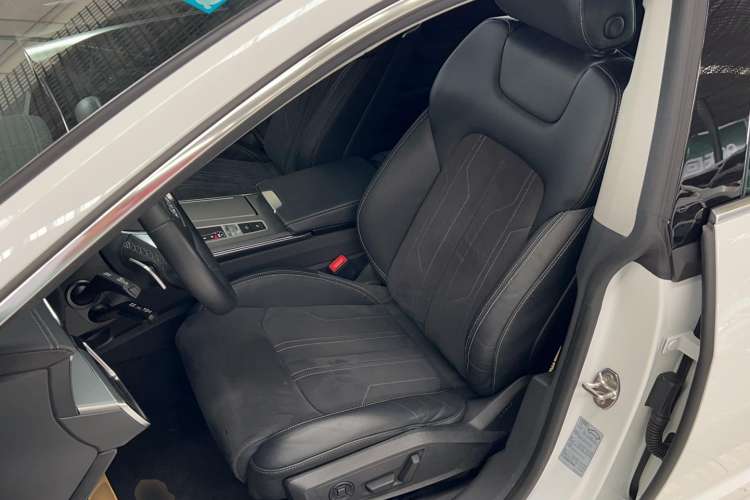Used Audi A7L 2022 45 TFSI S-line Dream-Building Crystal Flow Package Left Front Seat
