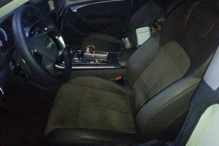 Used Audi A7L 2022 45 TFSI S-line Dream-Building Edition Left Front Seat