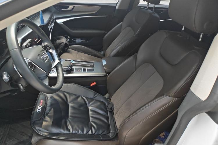 Used Audi A7L 2022 45 TFSI S-line Dream-Building Edition Left Front Seat