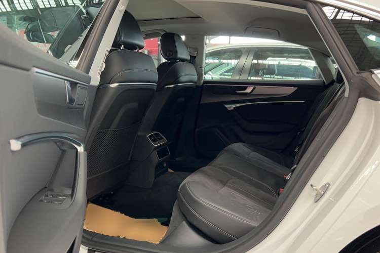 Used Audi A7L 2022 45 TFSI S-line Dream-Building Crystal Flow Package Left Rear Seat