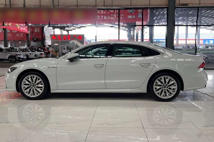 Used Audi A7L 2022 45 TFSI S-line Dream-Building Crystal Flow Package Left Side