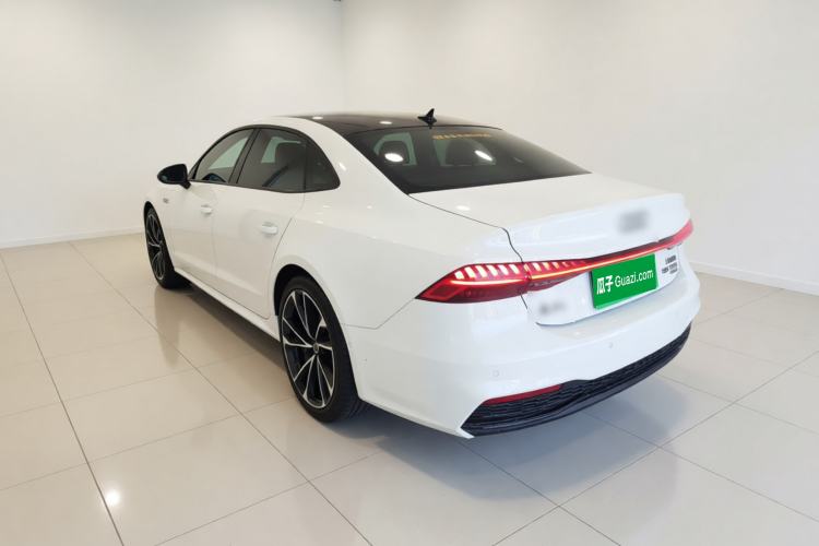 Used Audi A7L 2022 55 TFSI quattro S-line Zhiyuan Edition Obsidian Black Package Rear Left 45 Deg