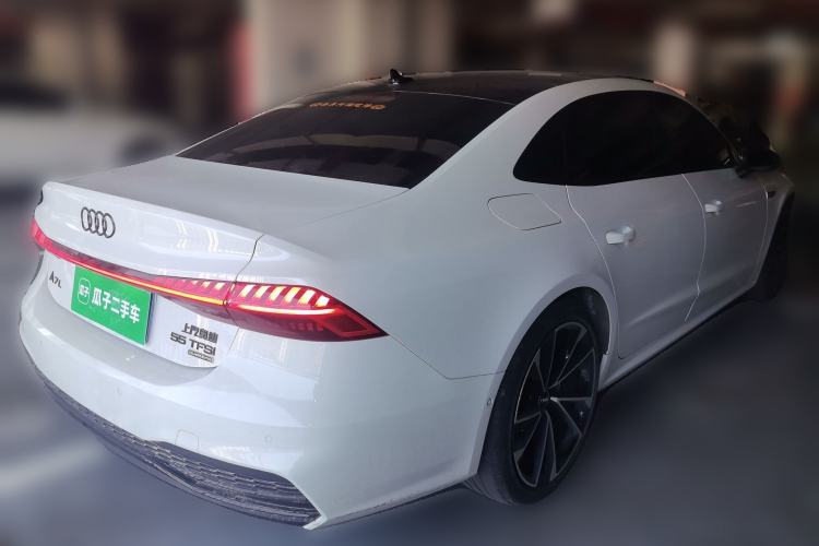 Used Audi A7L 2022 55 TFSI quattro S-line Zhiyuan Edition Obsidian Black Package Rear Right 45 Deg