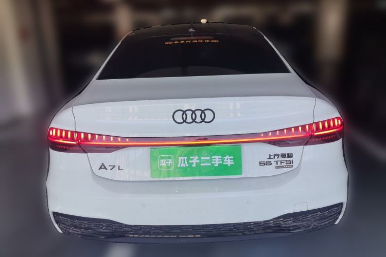 Used Audi A7L 2022 55 TFSI quattro S-line Zhiyuan Edition Obsidian Black Package Rear