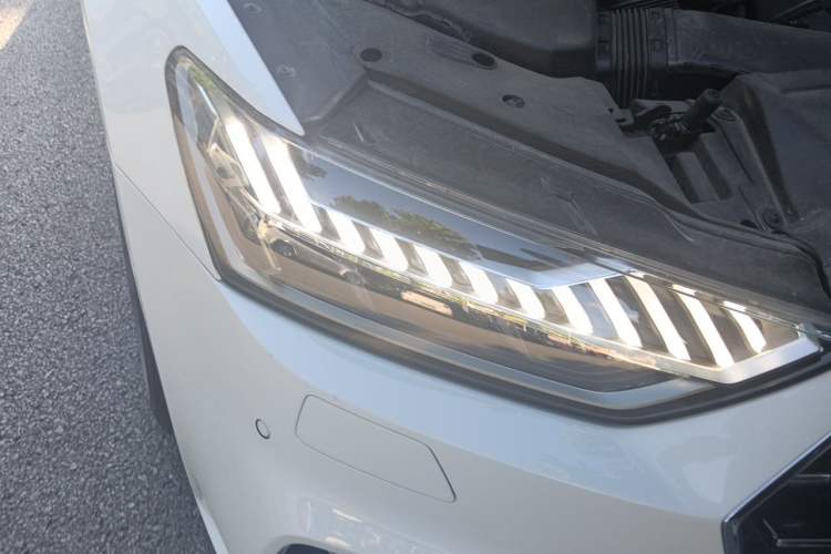 Used Audi A7L 2022 45 TFSI quattro S-line Paladin Right Front Headlight