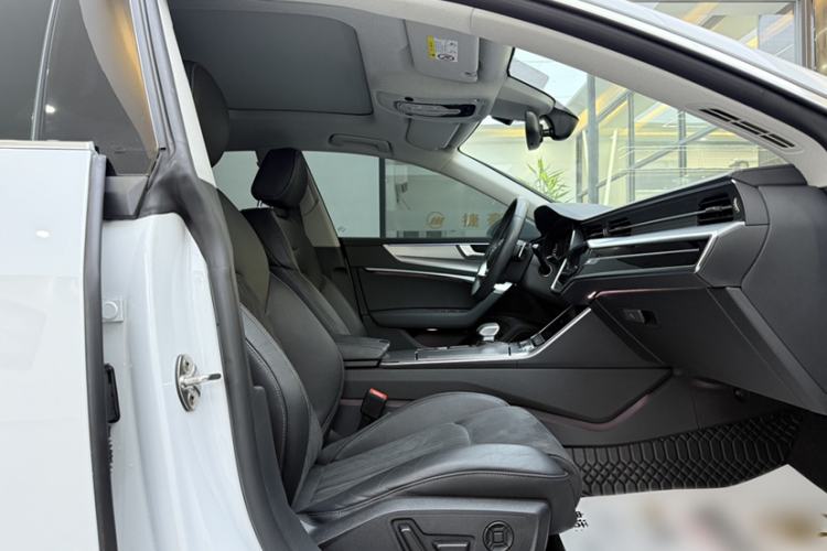 Used Audi A7L 2022 45 TFSI S-line Dream-Building Crystal Flow Package Right Front Seat