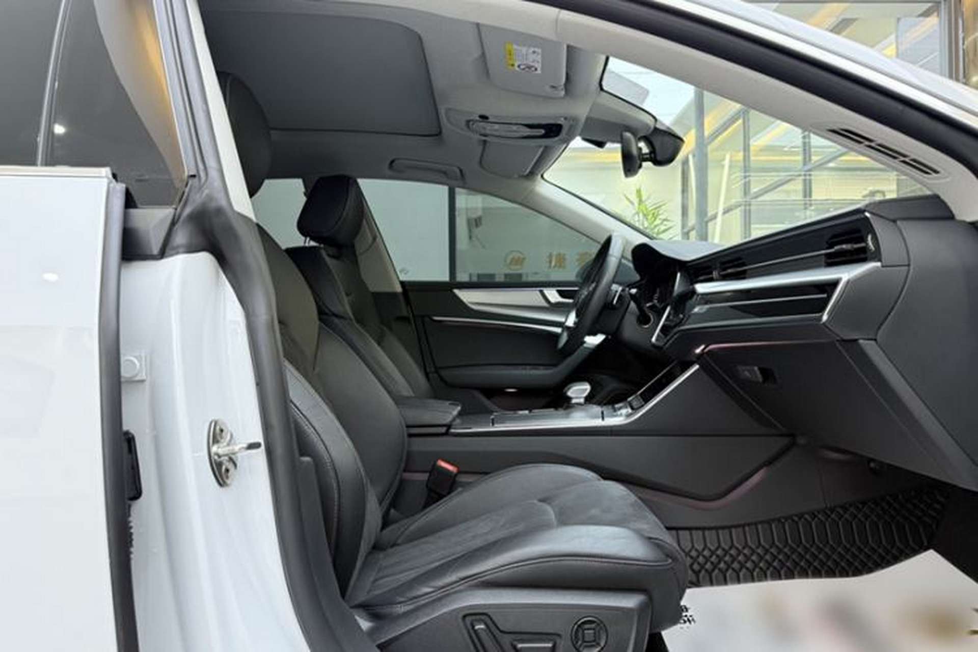 Used Audi A7L 2022 45 TFSI S-line Dream-Building Crystal Flow Package Right Front Seat