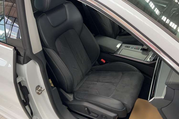 Used Audi A7L 2022 45 TFSI S-line Dream-Building Crystal Flow Package Right Front Seat