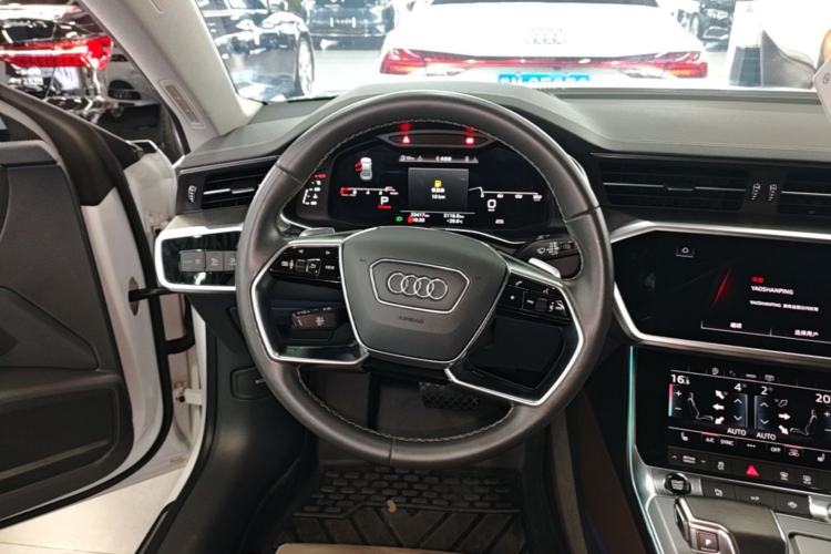 Used Audi A7L 2022 45 TFSI quattro S-line Paladin Steering Wheel