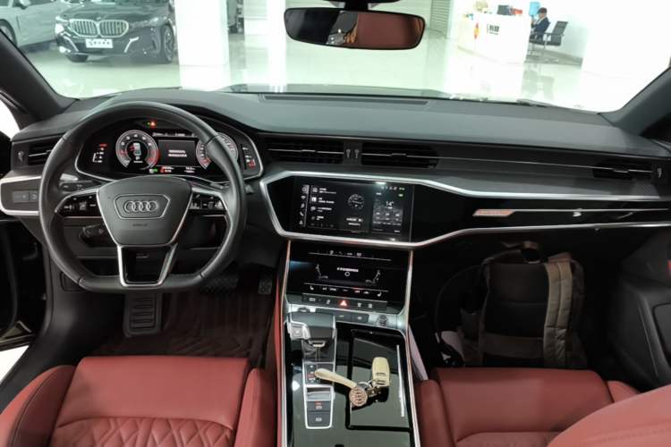 Used Audi A7L 2023 45 TFSI quattro S-line Black Warrior Edition Center Console