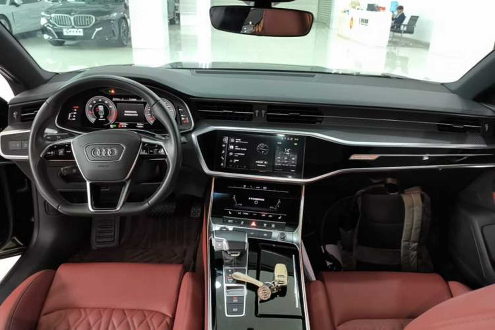 Used Audi A7L 2023 45 TFSI quattro S-line Black Warrior Edition Center Console