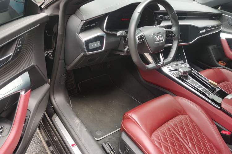 Used Audi A7L 2023 45 TFSI quattro S-line Black Warrior Edition Driver Seat
