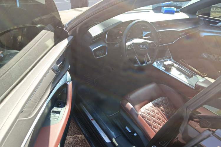 Used Audi A7L 2023 45 TFSI quattro S-line Black Warrior Edition Driver Seat