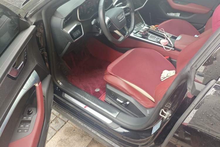 Used Audi A7L 2023 45 TFSI quattro S-line Shadow Warrior Edition Driver Seat