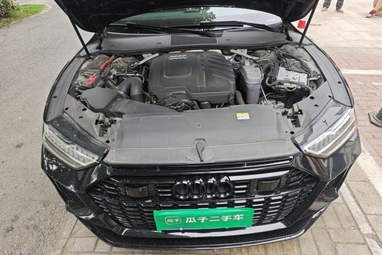 Used Audi A7L  Engine Bay