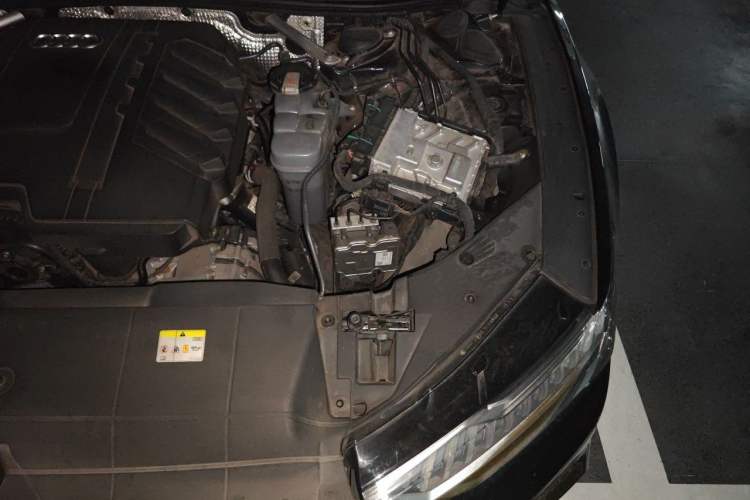 Used Audi A7L 2023 45 TFSI quattro S-line Shadow Warrior Edition Engine Bay Left