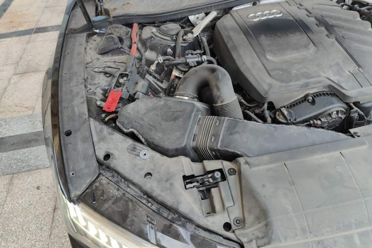 Used Audi A7L 2023 45 TFSI quattro S-line Shadow Warrior Edition Engine Bay Right