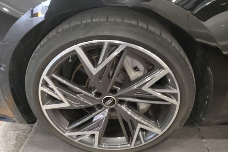 Used Audi A7L 2023 55 TFSI quattro S-line Black Warrior Edition Exterior 4