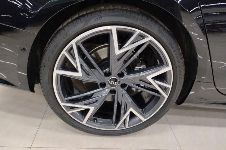 Used Audi A7L 2023 55 TFSI quattro S-line Black Warrior Edition Exterior 5