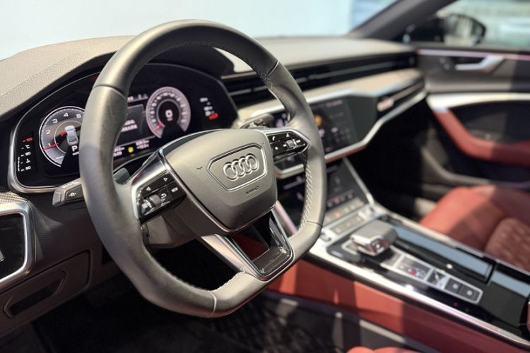 Used Audi A7L 2023 45 TFSI quattro S-line Black Warrior Edition Interior 4