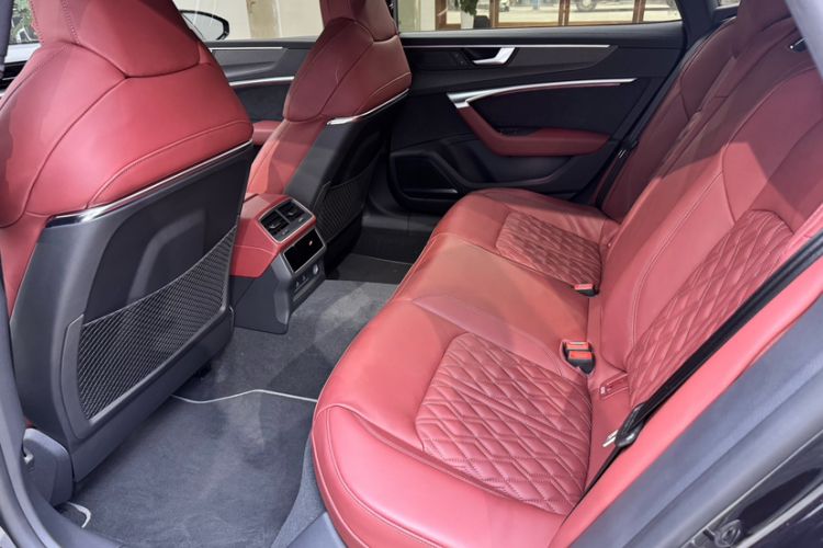 Used Audi A7L 2023 55 TFSI quattro S-line Black Warrior Edition Interior 7