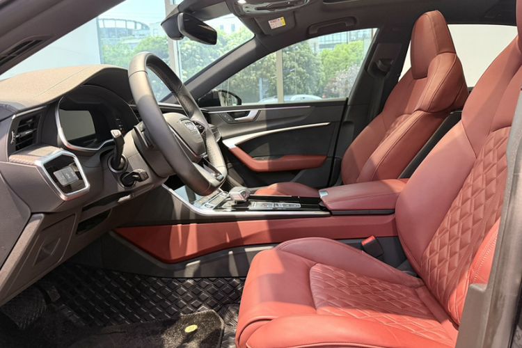 Used Audi A7L 2023 45 TFSI quattro S-line Black Warrior Edition Interior 7