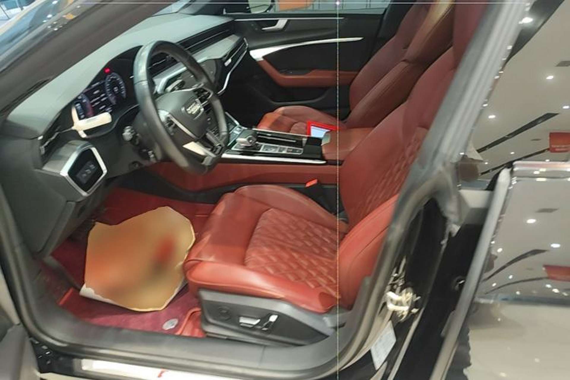 Used Audi A7L 2023 45 TFSI quattro S-line Shadow Warrior Edition Left Front Seat