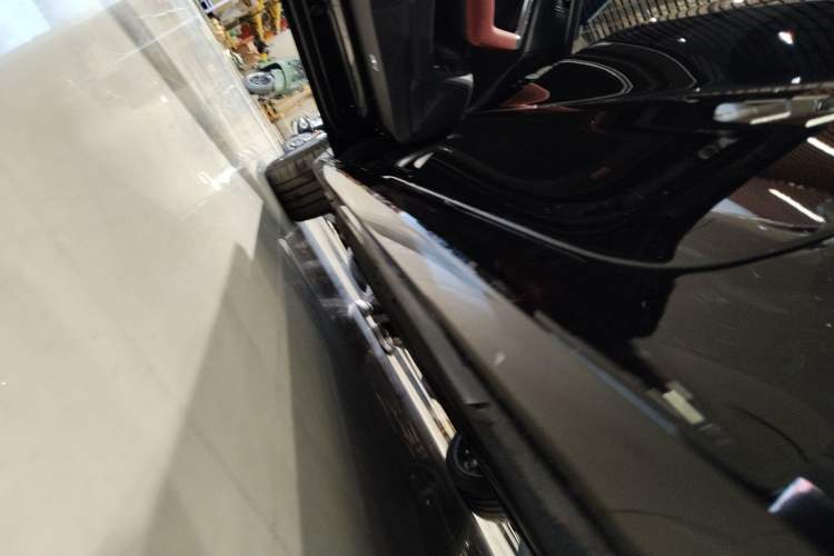 Used Audi A7L 2023 45 TFSI quattro S-line Black Warrior Edition Left Side Sill