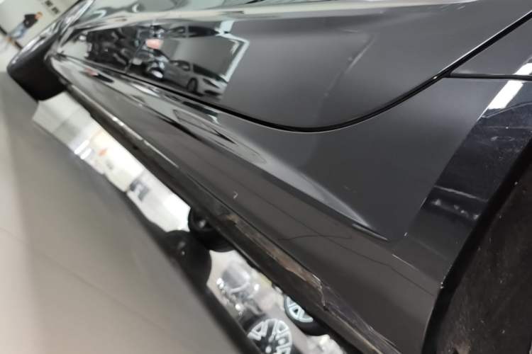 Used Audi A7L 2023 45 TFSI quattro S-line Black Warrior Edition Left Side Sill