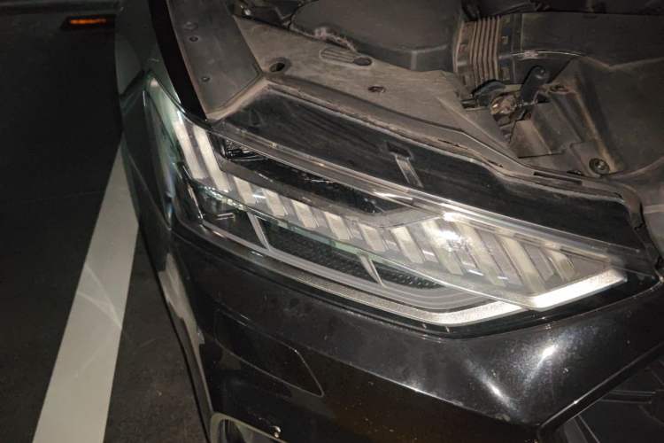 Used Audi A7L 2023 45 TFSI quattro S-line Shadow Warrior Edition Right Front Headlight