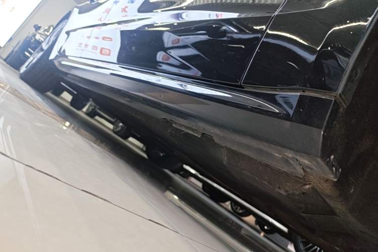 Used Audi A7L 2023 45 TFSI quattro S-line Black Warrior Edition Right Side Sill