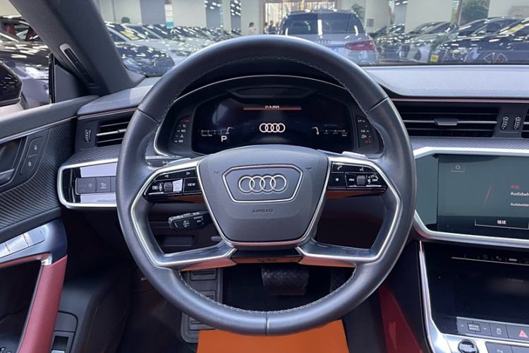 Used Audi A7L 2023 55 TFSI quattro S-line Black Warrior Edition Steering Wheel