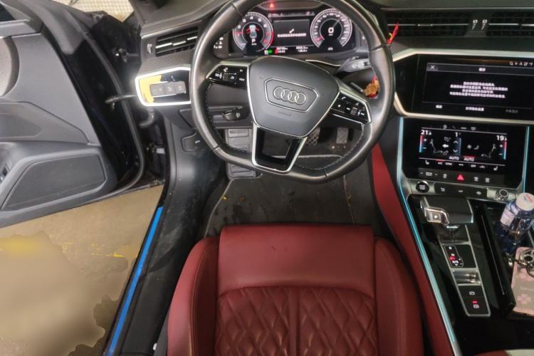 Used Audi A7L 2023 45 TFSI quattro S-line Black Warrior Edition Steering Wheel