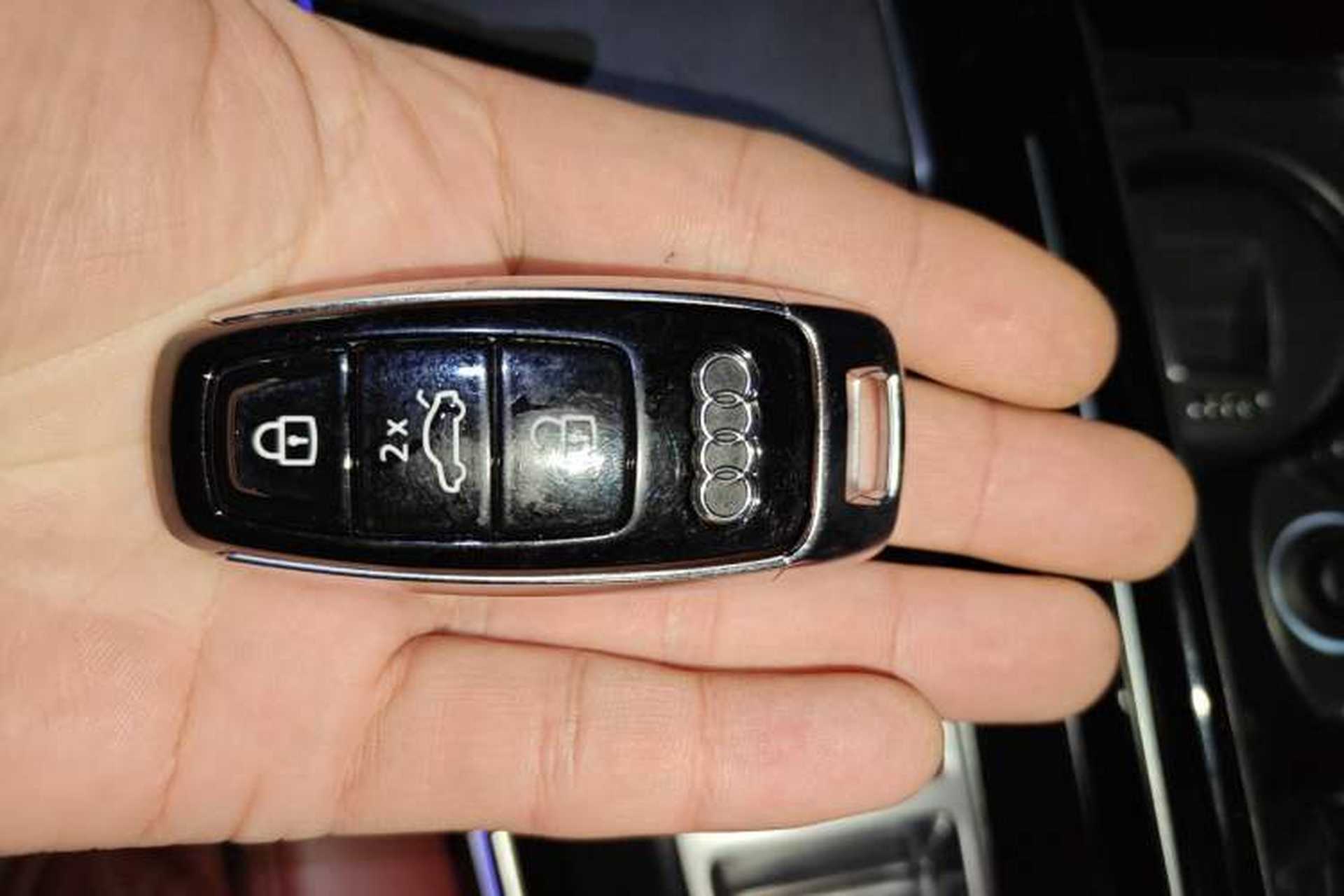 Used Audi A7L 2023 45 TFSI quattro S-line Black Warrior Edition Vehicle Key