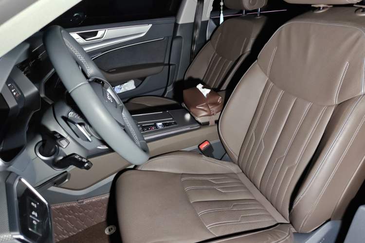 Used Audi A7L  Left Front Seat