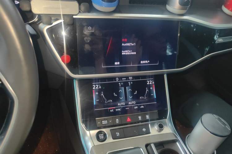 Used Audi A7L 2024 45TFSI S-line Dream-Building Edition Flow Crystal Package Audio And AC Panel