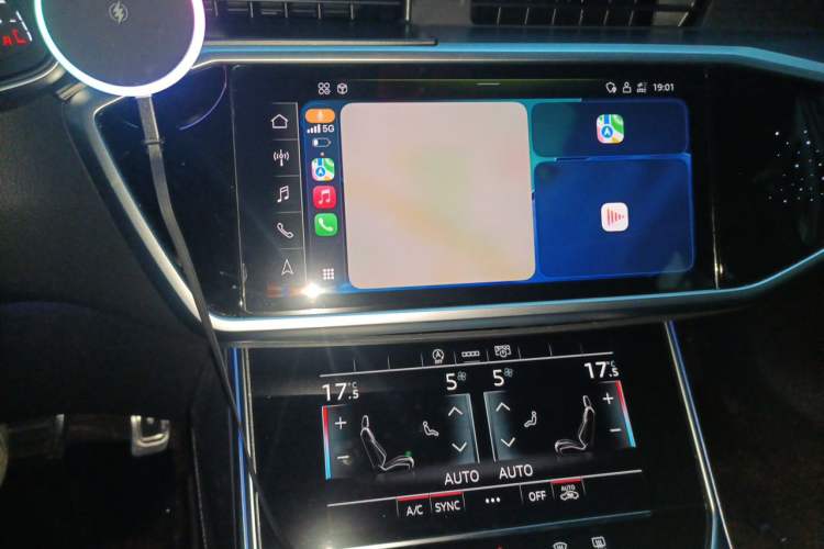 Used Audi A7L 2024 45 TFSI Luxury Edition Audio And AC Panel