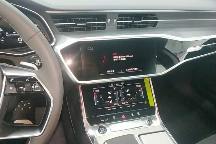 Used Audi A7L 2024 45 TFSI Luxury Edition Audio And AC Panel