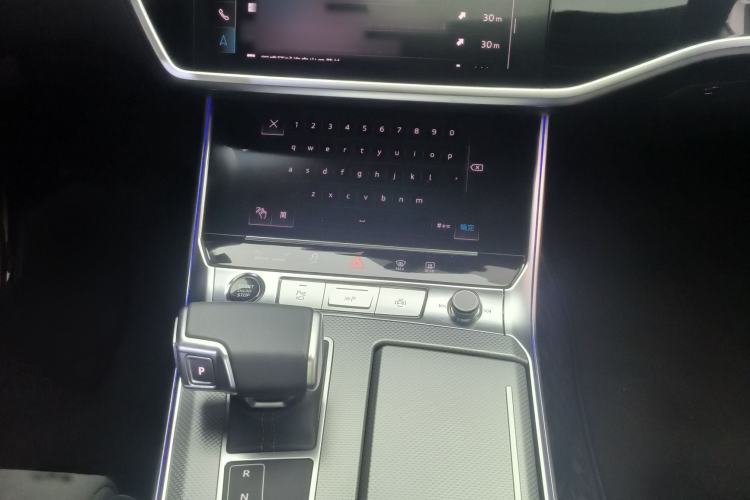 Used Audi A7L 2024 45 TFSI quattro Luxury Edition Audio And AC Panel