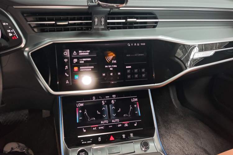 Used Audi A7L 2024 45 TFSI quattro Luxury Edition Audio And AC Panel