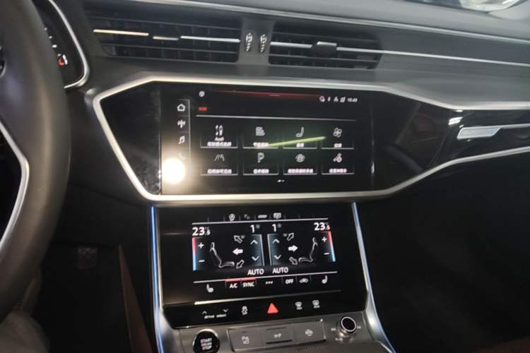 Used Audi A7L 2024 45 TFSI quattro Luxury Edition Audio And AC Panel