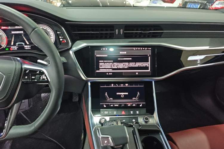Used Audi A7L 2024 45 TFSI quattro Black Warrior Edition Audio And AC Panel