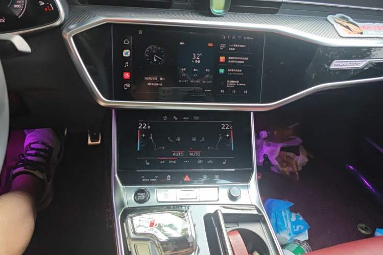 Used Audi A7L 2024 45 TFSI quattro S-line Black Warrior Edition Audio And AC Panel