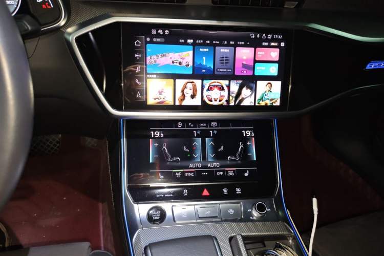 Used Audi A7L 2024 45 TFSI quattro Luxury Edition Audio And AC Panel