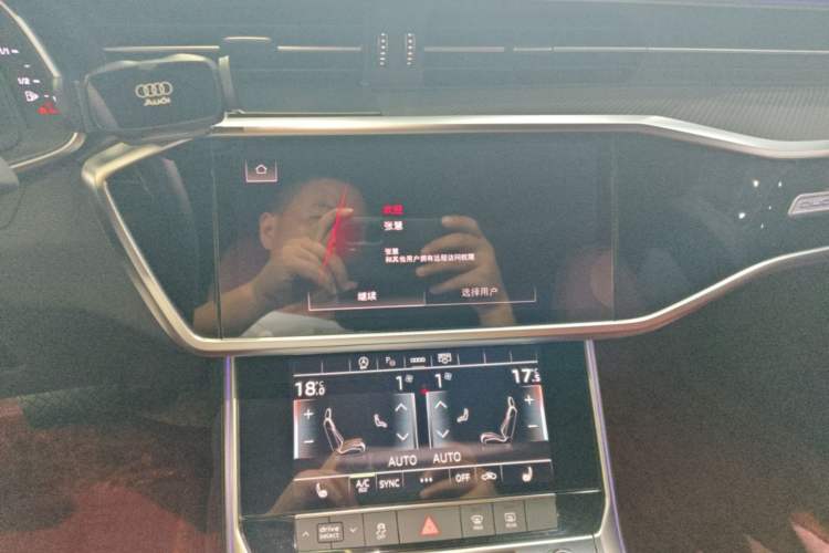 Used Audi A7L 2024 45 TFSI quattro Black Warrior Edition Audio And AC Panel